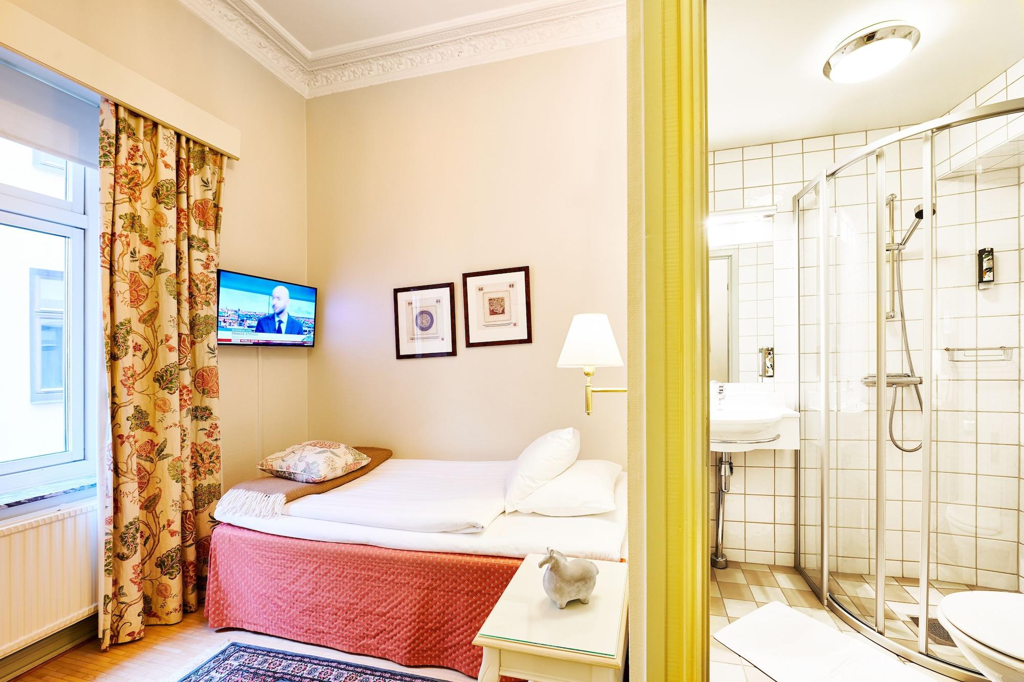 Royal Hotell 3*