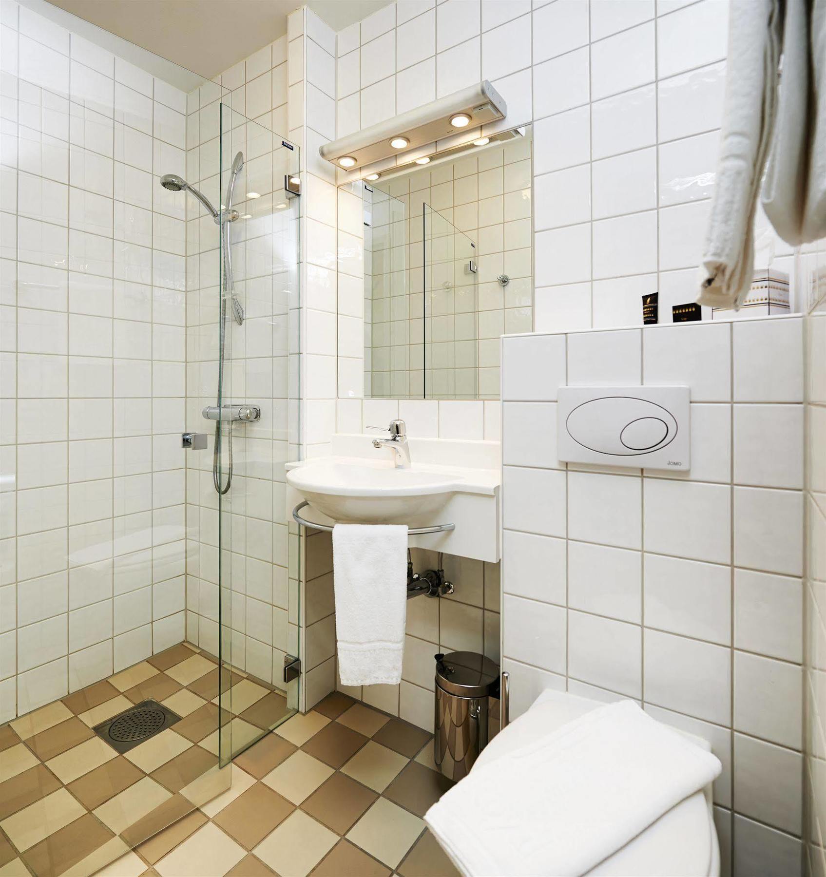 Hotell Royal 3*